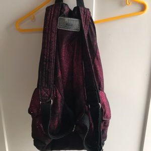 Rum back pack used in great condition save 💰